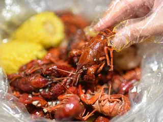 Pier 88 Boiling Seafood & Bar