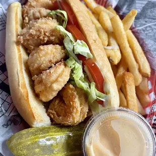 Shrimp po'boy with regular fries
