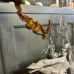 Buss Down Blues crab size