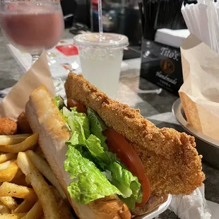 Catfish PoBoy