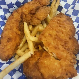 Kid's Crispy Chicken Strips with Fries