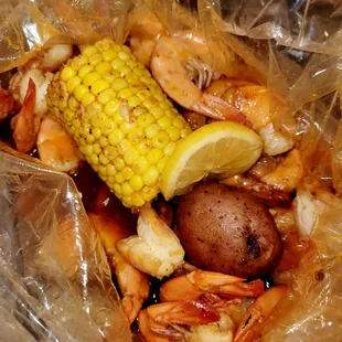 1 lb shrimps in crab world special sauce