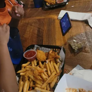 Fried shrimp amd tenders