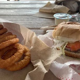 Cheeseburger &amp; onion rings