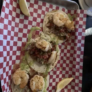 Baja shrimp tacos