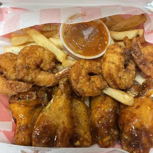 Mango habanero fried chicken wings and jumbo Shrimp combo