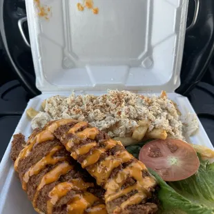 fried fish sandwich combo with crabby fries ($5 add on) $19 (instagram: @issa.cheatday)