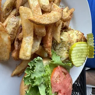 Crab cake sandwich