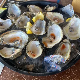 Crabby's Fresh Oysters*