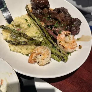 Hanger steak and grits