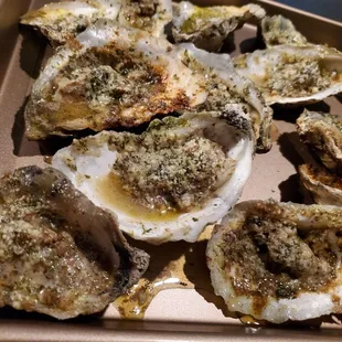  a tray of oysters