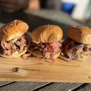 Teriyaki prime rib sliders