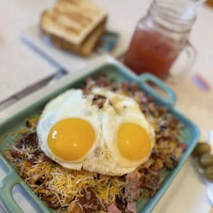 Skillet-All meat w sunny side up eggs