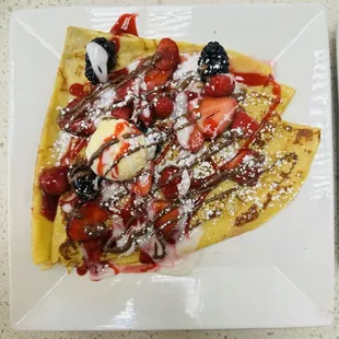 Ultimate Berry Crepe