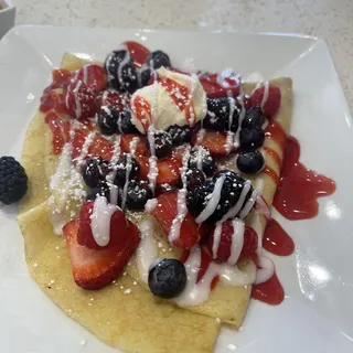 Ultimate Berry Crepe