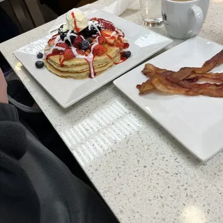 Ultimate Berry Pancakes