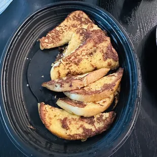 Mamma&apos;s Momma&apos;s French Toast Breakfast