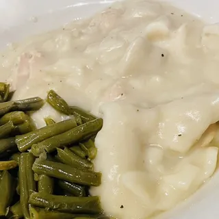 Signature Chicken n' Dumplins Family Meal