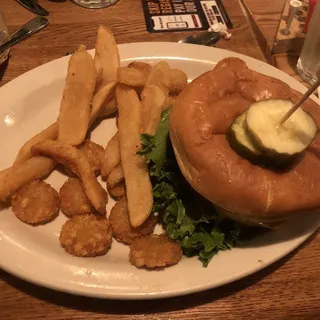 The Barrel Cheeseburger*