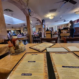 sushi and sashimi, interior