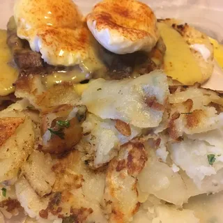 Steak and Eggs Benedict