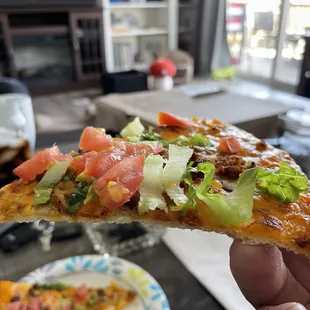 Crackers Pizza