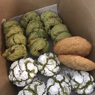 Matcha chocolate Chips, Matcha Crinkles, Coconut Pandan