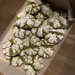 Matcha Crinkle Cookies