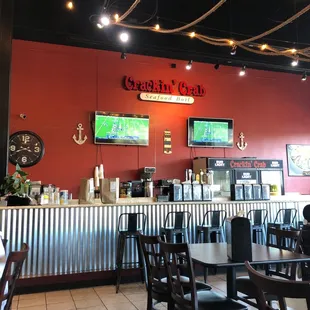 he bar and dining area