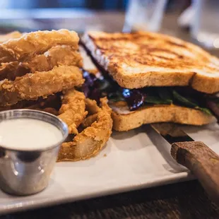 BLT with Onion Rings