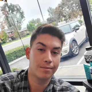 Sebastian F.