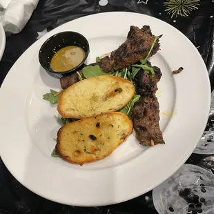 Steak Tips &amp; zip sauce