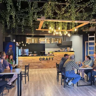 Lovely ambience with beautiful music.