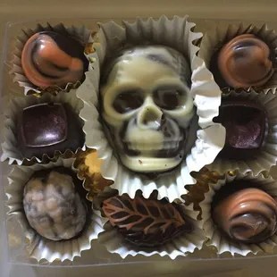 Halloween box at Bay-Made