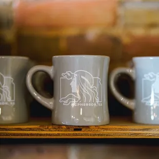 Merchandise shelf