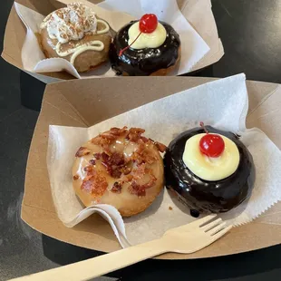 2 Boston Creams, a tiramisu, and a maple bacon