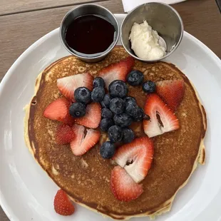 Pancake with berry topping