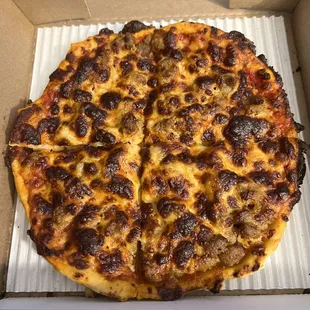 This was an individual think crust Brewmaster