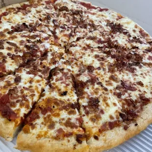 Bacon pizza