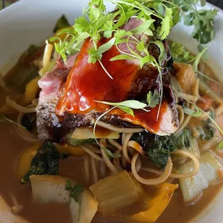 Steak Red Curry Bowl