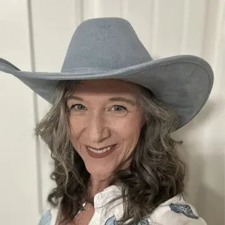 Teresa C.