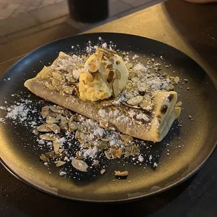 Crepe w/ Dulce de Leche, Vanilla Ice cream &amp; Toasted Almonds