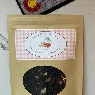 Quite a variety of loose teas!