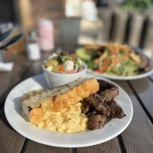 Tomato Mozzarella Caprese, Mac and Cheese Side, Steak