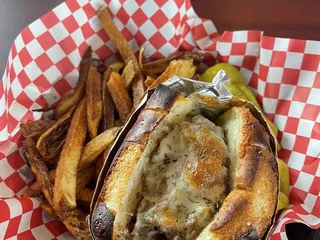 Mama T’s Italian Eatery