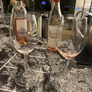 Casa Rodeña wins the War of the Rosés!