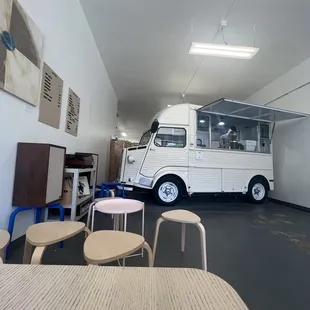 Coffee van. Where you order and pick up your drinks.