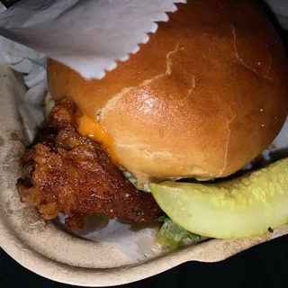 FANCY CHICKEN SANDWICH