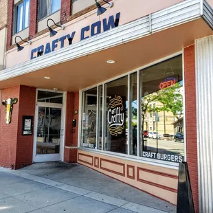 Storefront for Crafty Cow Oconomowoc