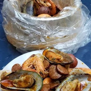 mussels, oysters, shellfish, oysters and mussels, food